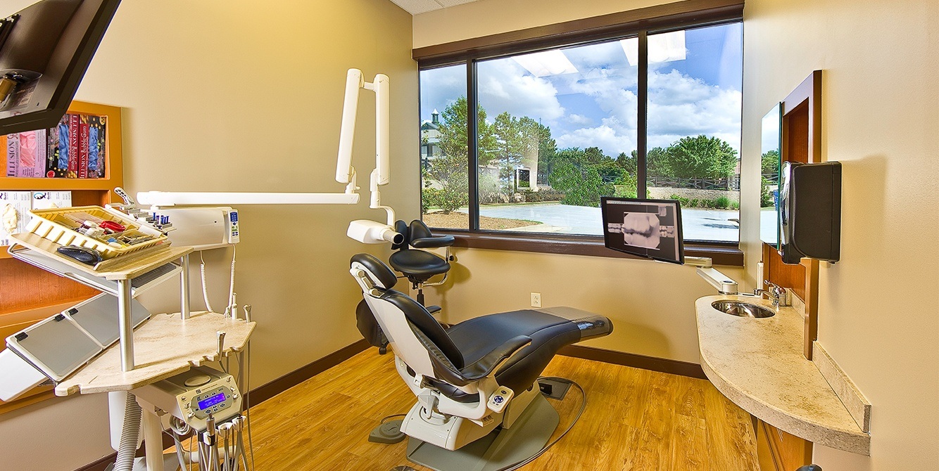 Dental treatment room